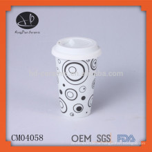 Keramische kundenspezifische gedruckte Kaffeetassen, Kaffeetasse mit Silikondeckel